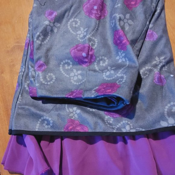 Gray skirt, purples roses pattern, size L - Picture 6 of 7